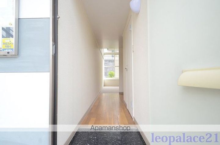 千葉県野田市山崎の賃貸アパートの玄関