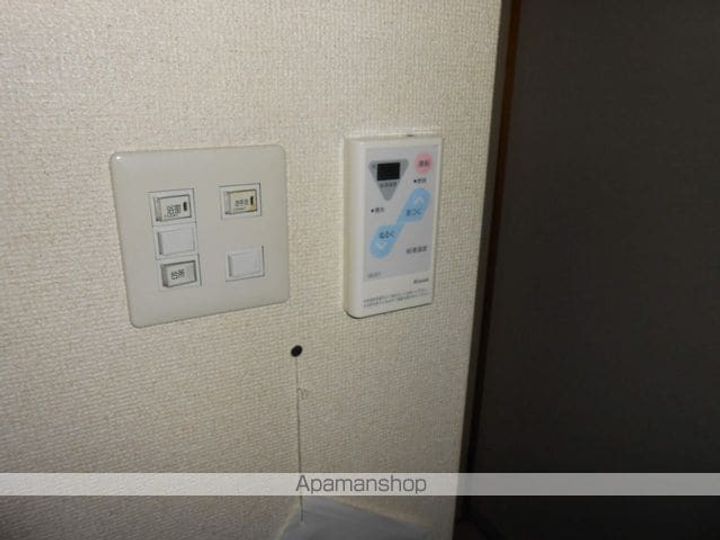 長野県松本市石芝3丁目の賃貸マンションの内装