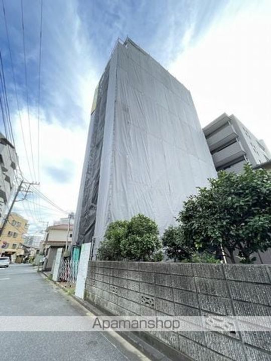 クレスト新田町の外観