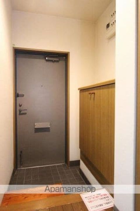 スカール明日香の玄関