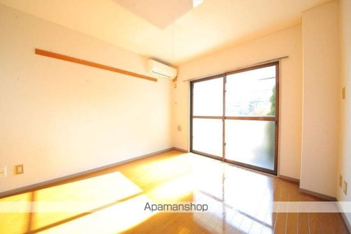 サンハイツ102の居間