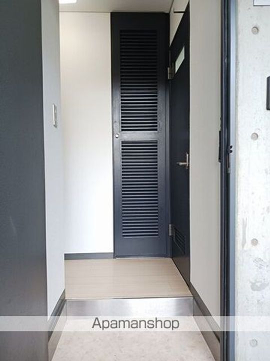 ララ・クレスト境野の玄関