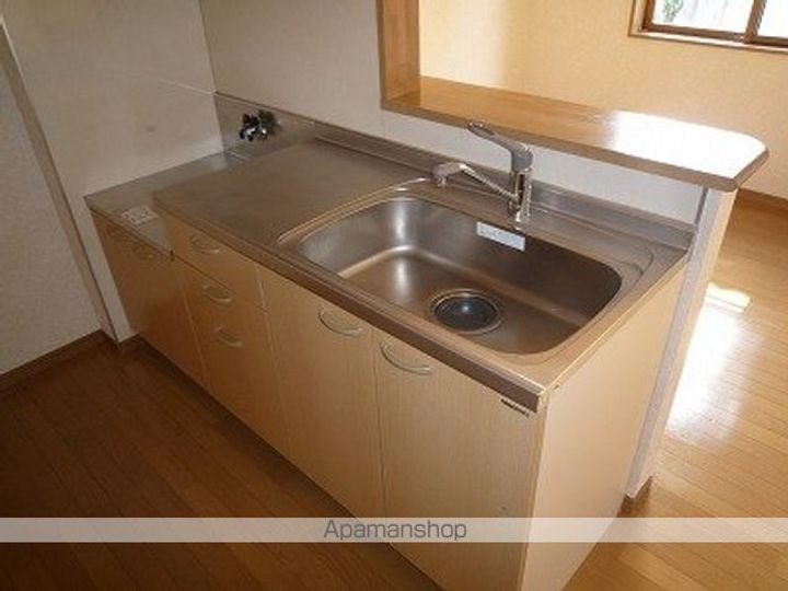 M&COOPERⅡ101のキッチン