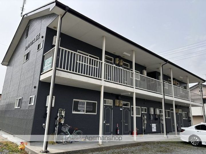 レジデンス石上203の外観