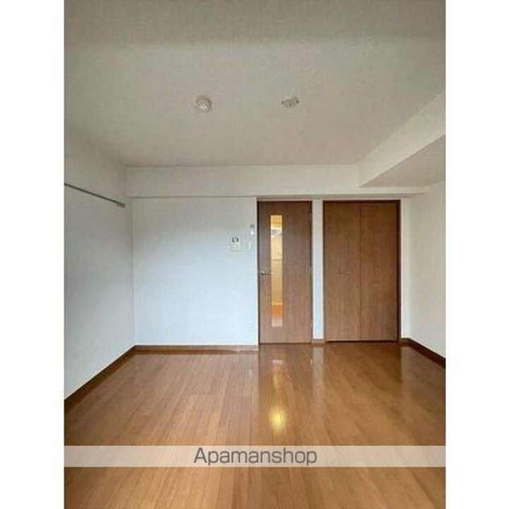 スカイコート文京大塚204号室の居間