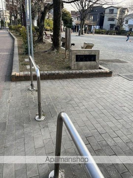 リリックコート梅田の周辺