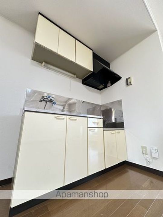 ピュアパレス七重浜304のキッチン