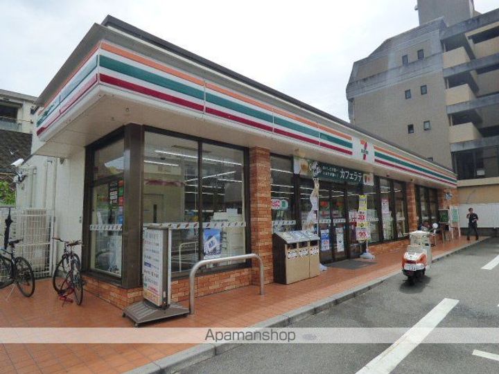 グランフォート平和の周辺