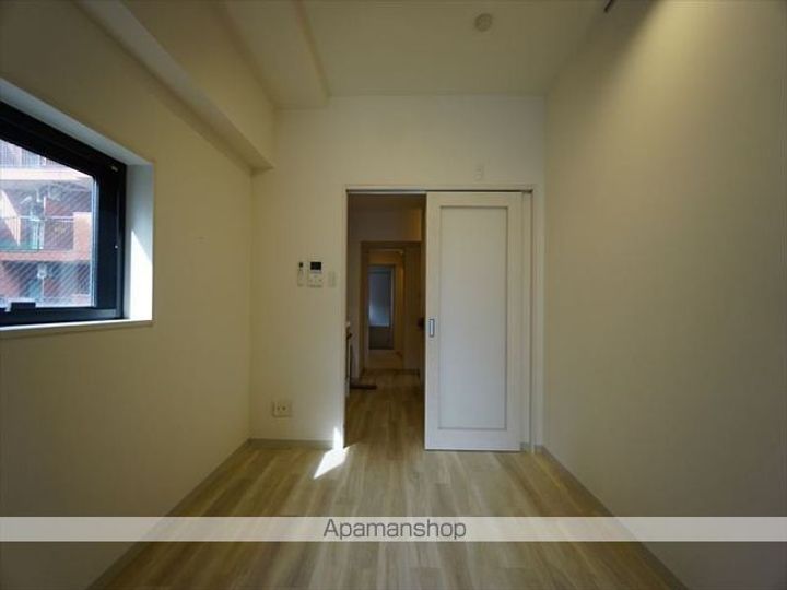 AZUR YABACHOの内装