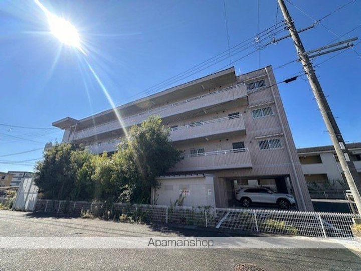 滋賀県近江八幡市堀上町の賃貸マンションの外観