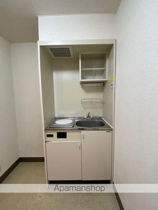 香川県高松市福岡町2丁目の賃貸アパートのキッチン