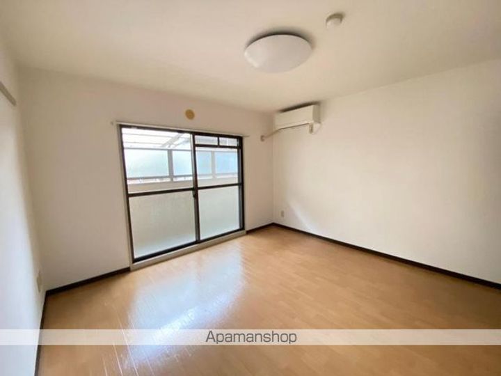 オーレックス扇町102の内装