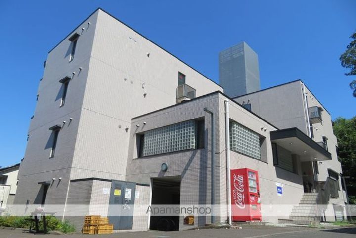 アーバン川内207の外観