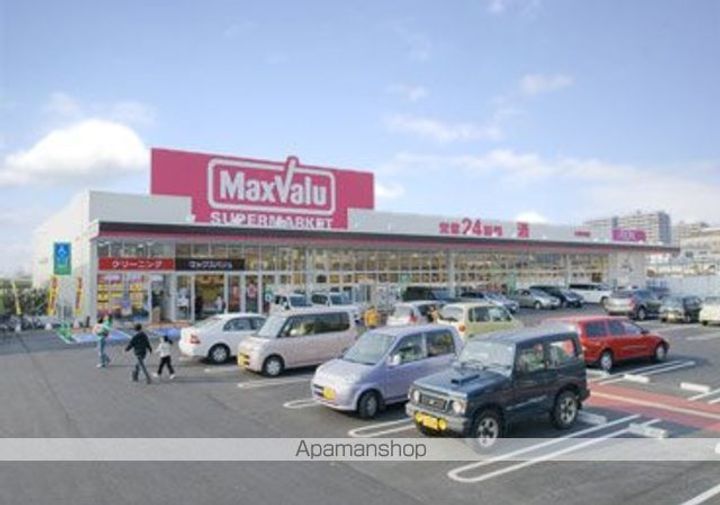 ハウスビューティフル・モアの周辺