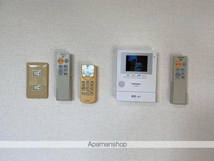 香川県高松市元山町の賃貸アパートの内装