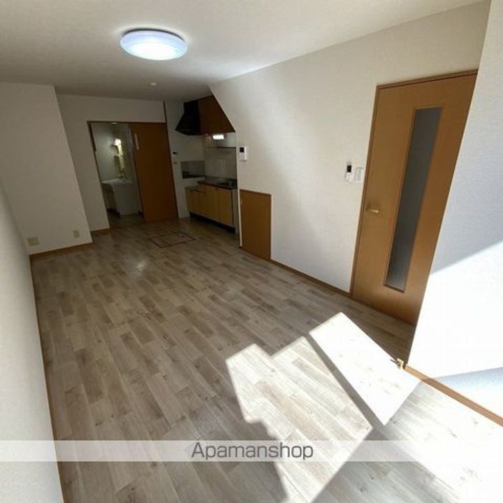 長野県伊那市上牧の賃貸アパート102の内装