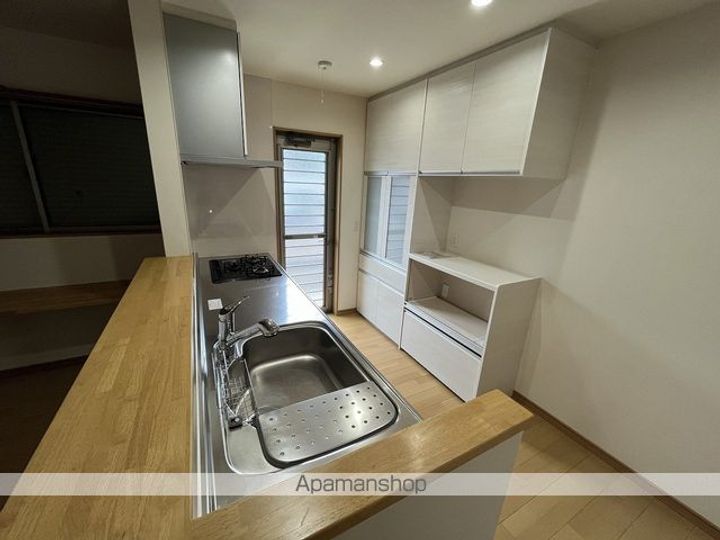 広島県広島市西区己斐上1丁目(一戸建)の賃貸物件戸建ての内装