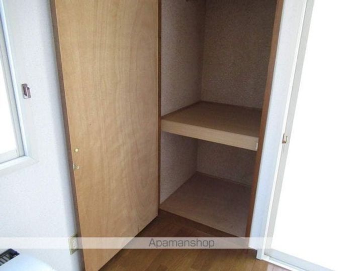 セーレム前九年103の内装