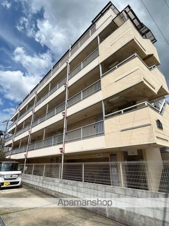 南風マンションの外観