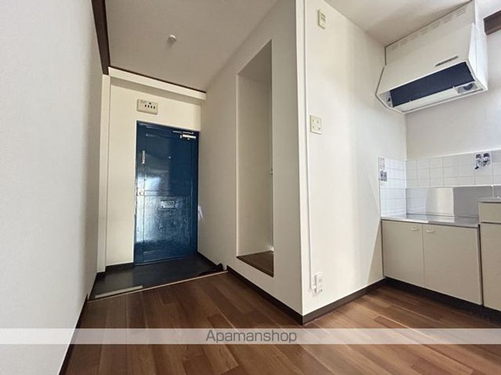 ナショナルマンション202の内装