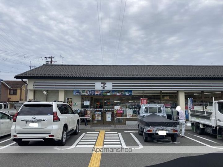 サンプレス比叡の周辺