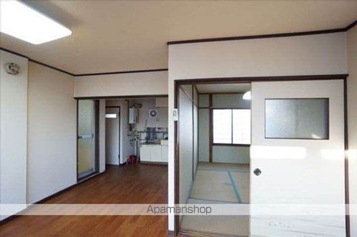 中島マンション5の内装