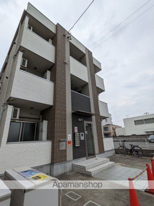 ハーモニー高畑ザレジデンスの外観