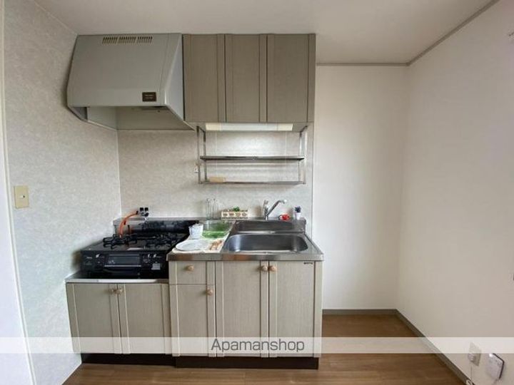 香川県高松市円座町の賃貸アパートの内装