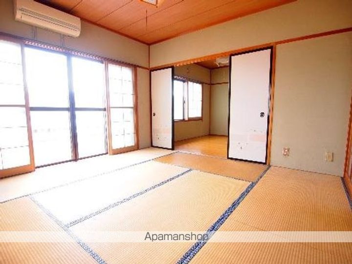 アーバンスクエアの居間