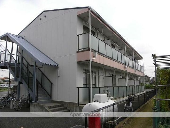 埼玉県上尾市大字瓦葺の賃貸アパートの外観