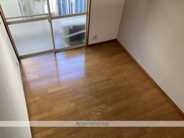 リゾート二反田の内装