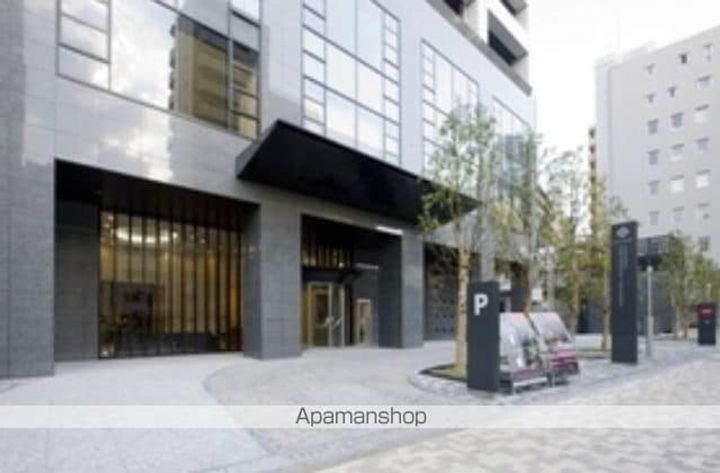 コンシェリア西新宿タワーズウエストの外観