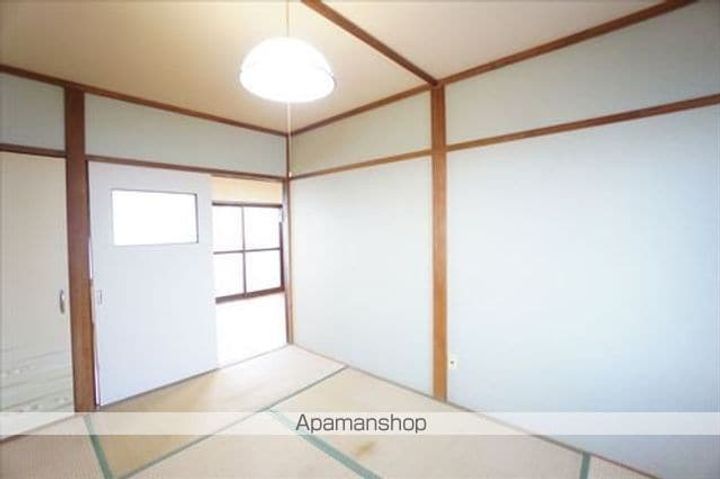 中島マンション5の内装