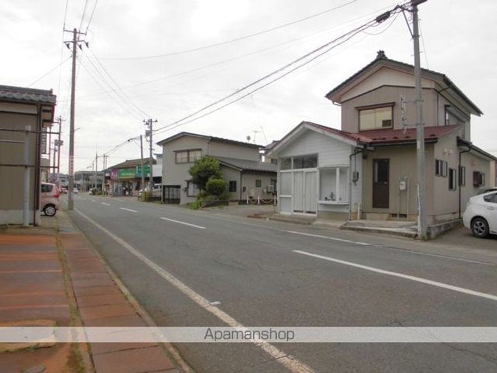 コーポ・グリーンブライト201の周辺