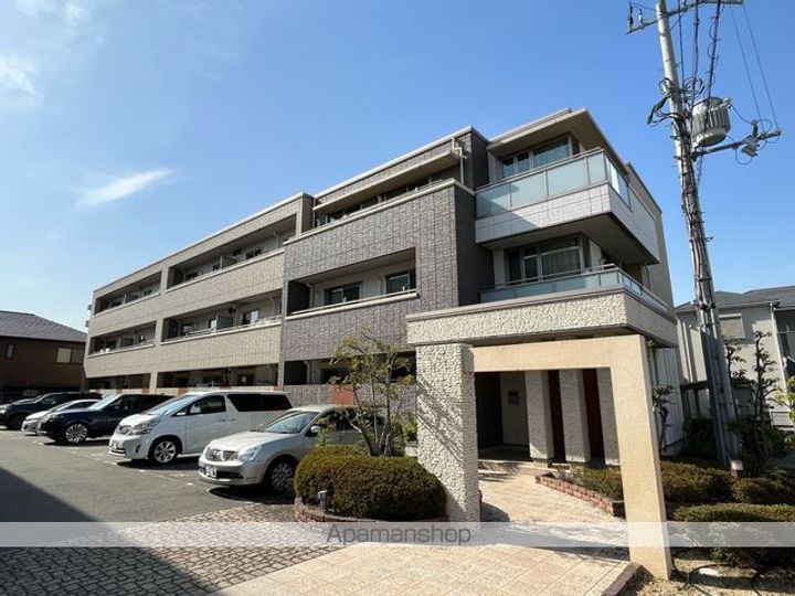 グランドメゾンなかもずの外観