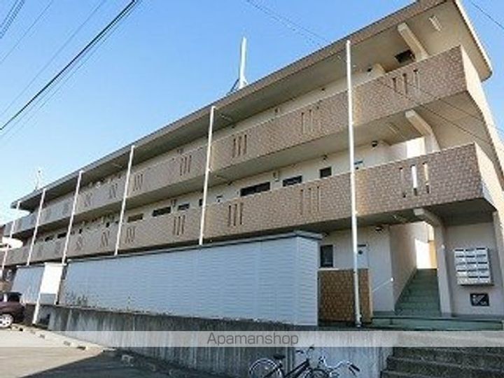 岩手県滝沢市室小路の賃貸マンションの外観
