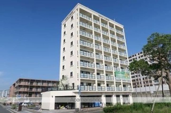 クリスタル&リゾートスカイプレミアの外観