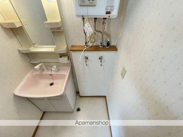 はうす光1-Cの内装