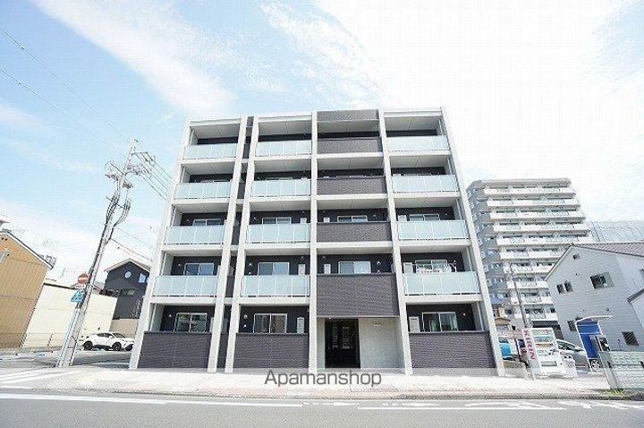 アヴェニール屋形町503の外観