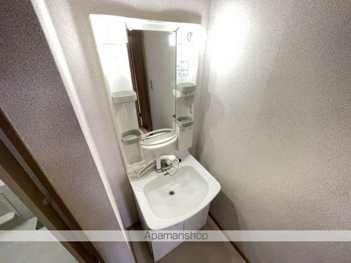 オークヴィラ中道102の内装