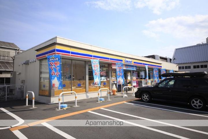 エステートピア北野202の周辺