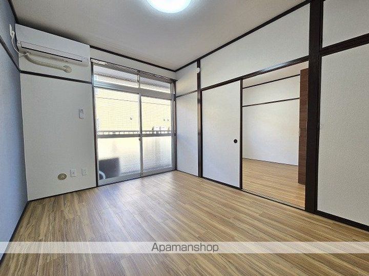 メゾンいしかわの居間