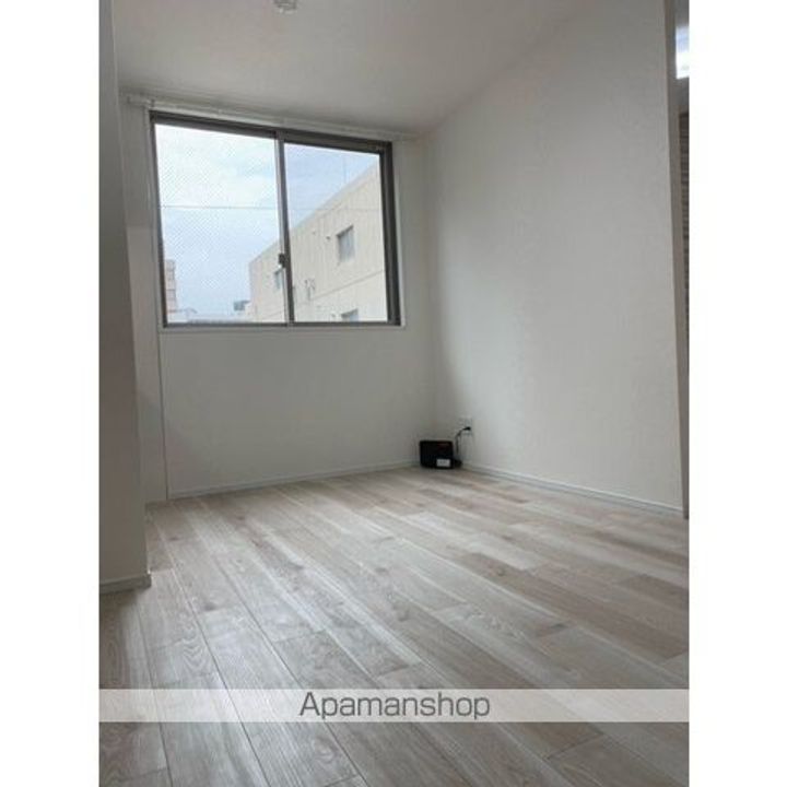 GVIVRE東別院503の居間