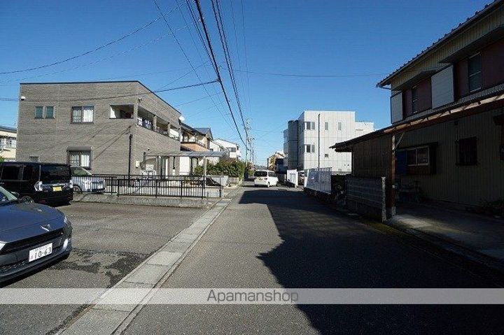 クレール向田の周辺