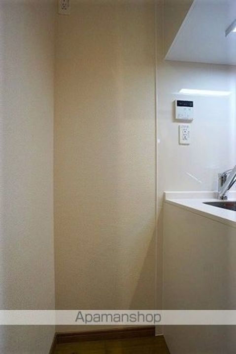 タウンヒルズ草薙201の内装
