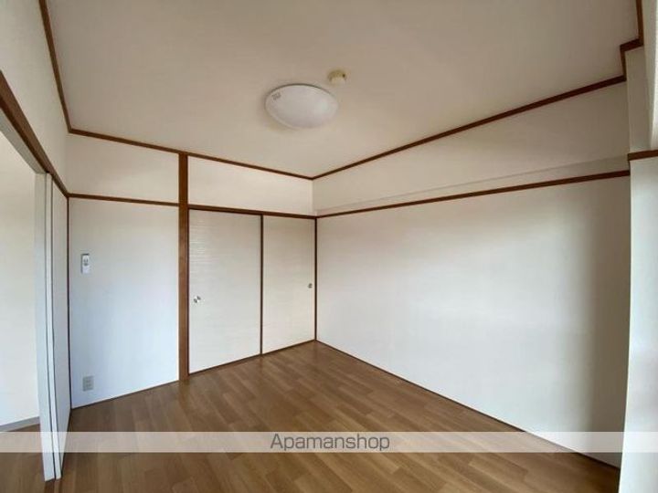 香川県高松市今里町2丁目の賃貸マンションの内装