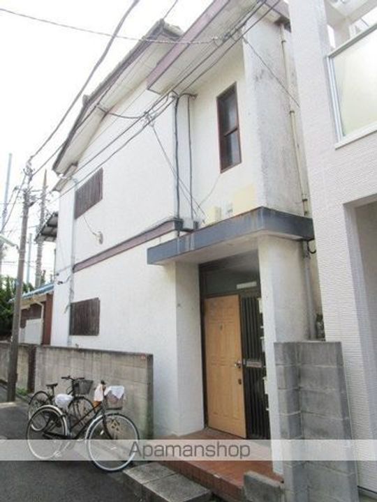 東京都杉並区和田2丁目の賃貸アパートの外観