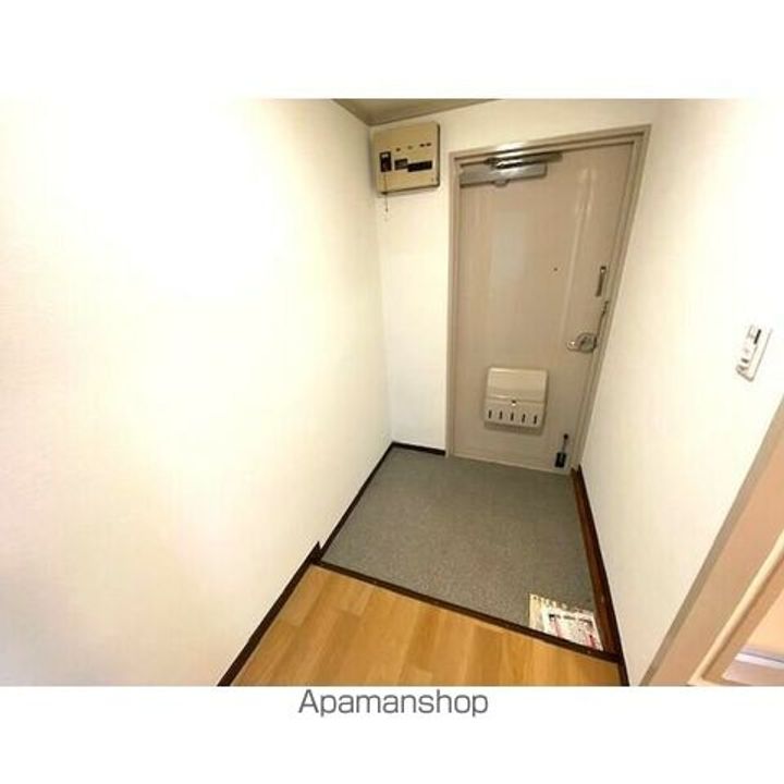 メゾン吹上の玄関