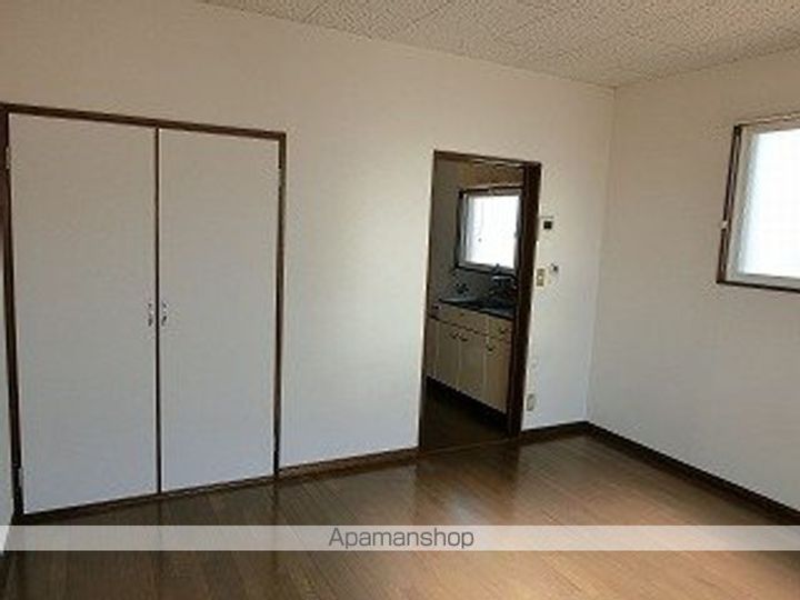 センチュリーハウスB202の内装