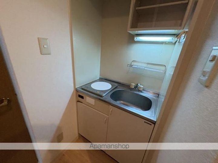 ベルメゾン松福102のキッチン